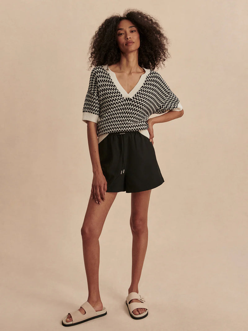 Varley Esmond Mid Rise Short 3" - Black
