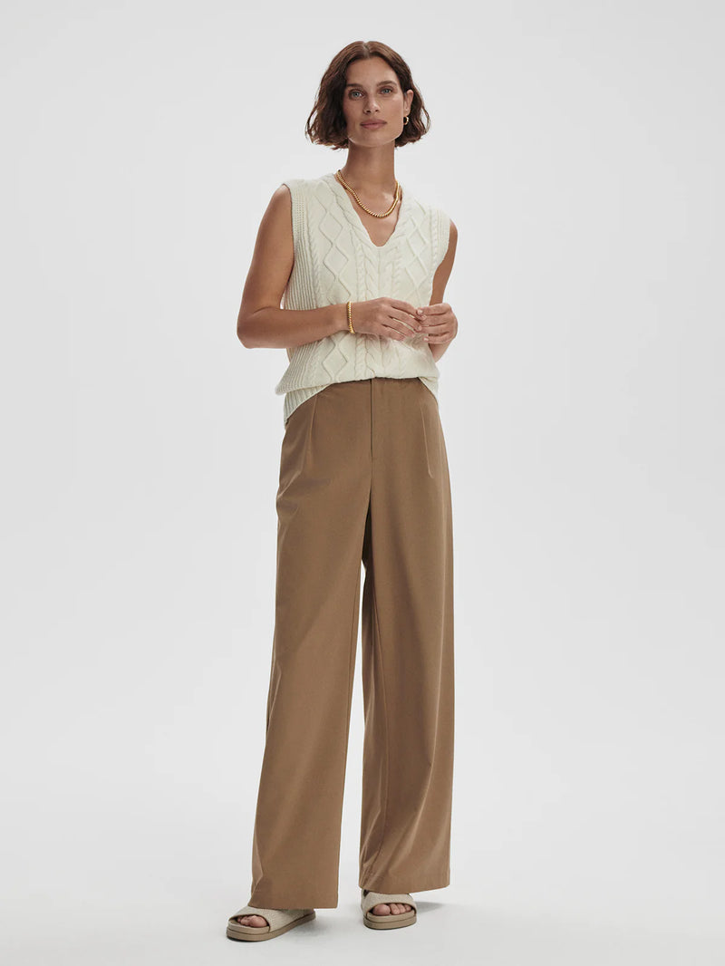 Varley Kay Cable Knit Vest - Snow White