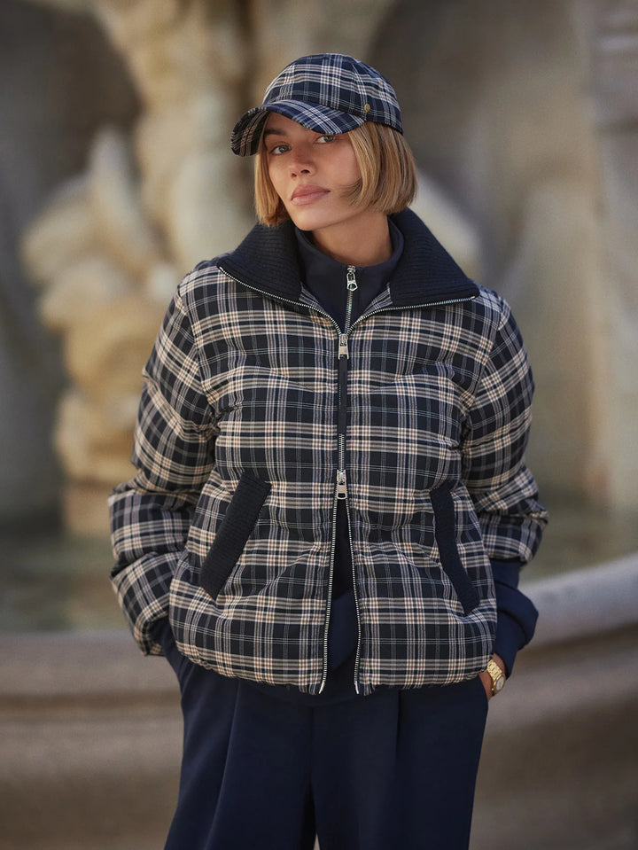 Varley Bryony Short Puffer Jacket - Navy Check