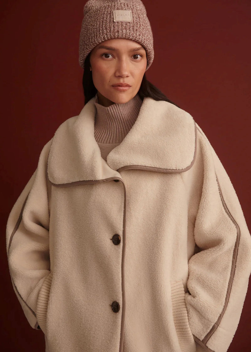 Varley Clemence Sherpa Coat - Sandshell