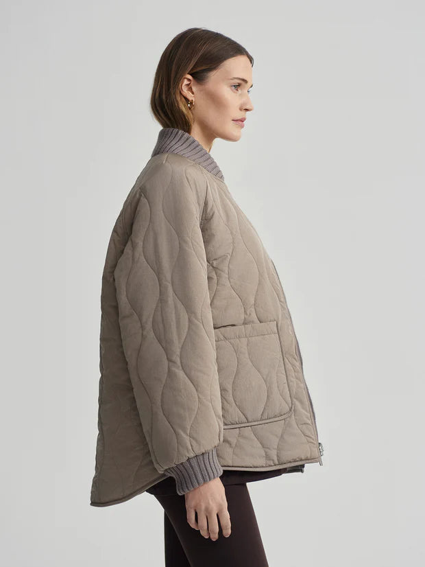 Varley Reno Reversible Quilt Jacket - Fungi