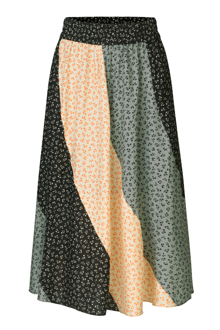 Second Female Paprica Skirt